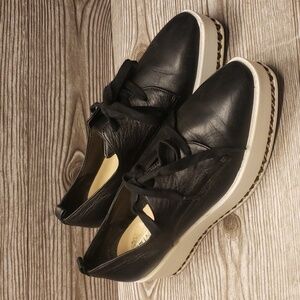 Karl Lagerfeld Bali Black soft leather platforms woman laces shoes size 8.5